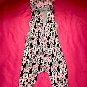 Cute Little Girl Sleeveless zip Front Romper sz. 0-3 months $6